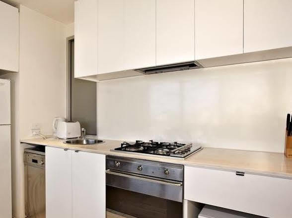 Astra Apartments Мельбурн Екстер'єр фото